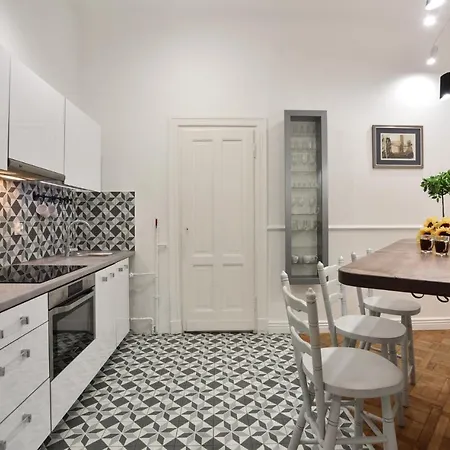 Shortstaypoland Poznanska * Warschau