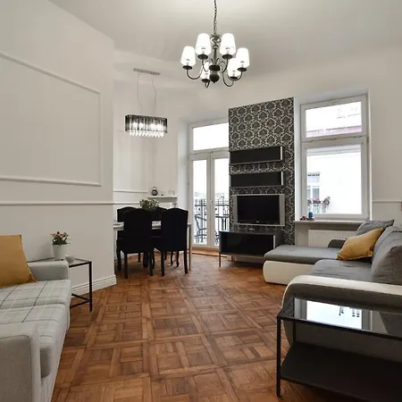 Shortstaypoland Poznanska Warschau